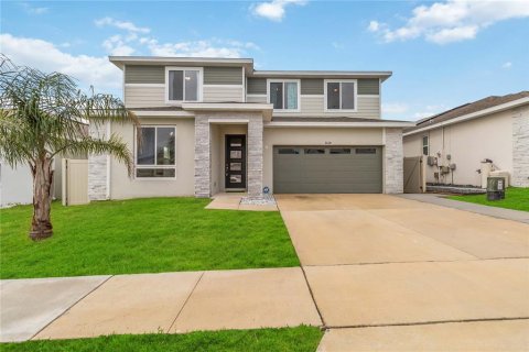 Casa en Davenport, Florida 5 dormitorios, 288.55 m2 № 2285622