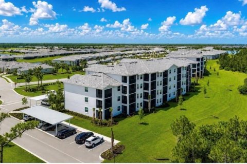 Condo in Punta Gorda, Florida, 2 bedrooms № 2393774 - photo 3