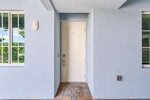 Condo in Punta Gorda, Florida, 2 bedrooms № 2393774 - photo 6