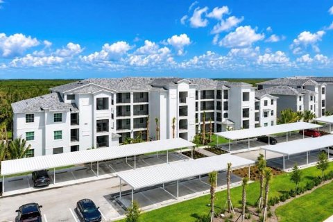 Condo in Punta Gorda, Florida, 2 bedrooms № 2393774 - photo 4