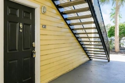 Studio in the Condo in Orlando, Florida  № 2390926 - photo 2