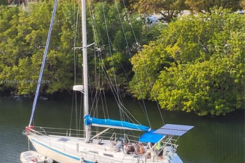 Condo in Aventura, Florida, 2 bedrooms  № 2056910 - photo 1