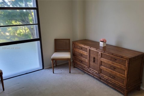 Condo in Aventura, Florida, 2 bedrooms  № 2056910 - photo 29