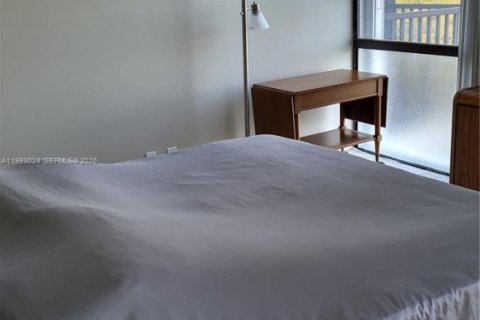 Condo in Aventura, Florida, 2 bedrooms  № 2056910 - photo 22