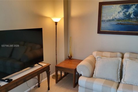 Condo in Aventura, Florida, 2 bedrooms  № 2056910 - photo 15