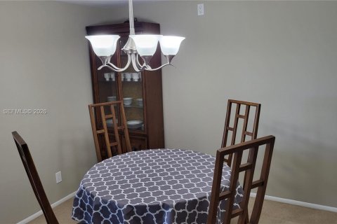 Condo in Aventura, Florida, 2 bedrooms  № 2056910 - photo 17