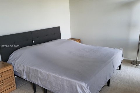 Condo in Aventura, Florida, 2 bedrooms  № 2056910 - photo 23