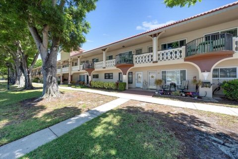 Condominio en venta en Clearwater, Florida, 2 dormitorios, 102.19 m2 № 2166245 - foto 2