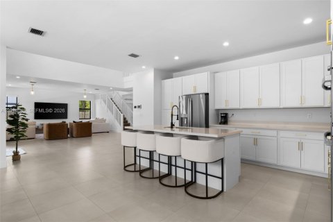Villa ou maison à vendre à Palmetto Bay, Floride: 5 chambres, 328.22 m2 № 2311443 - photo 10