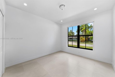 Villa ou maison à vendre à Palmetto Bay, Floride: 5 chambres, 328.22 m2 № 2311443 - photo 17
