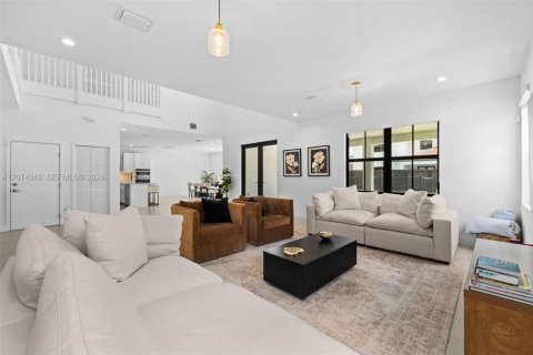 Villa ou maison à vendre à Palmetto Bay, Floride: 5 chambres, 328.22 m2 № 2311443 - photo 9