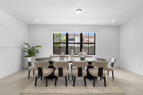 Villa ou maison à vendre à Palmetto Bay, Floride: 5 chambres, 328.22 m2 № 2311443 - photo 15