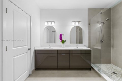 Villa ou maison à vendre à Palmetto Bay, Floride: 5 chambres, 328.22 m2 № 2311443 - photo 28