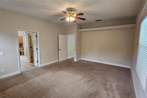 House in Winter Haven, Florida 3 bedrooms, 231.42 sq.m. № 1900216 - photo 13