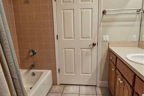House in Winter Haven, Florida 3 bedrooms, 231.42 sq.m. № 1900216 - photo 27