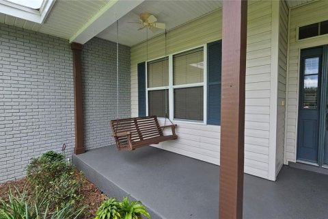House in Winter Haven, Florida 3 bedrooms, 231.42 sq.m. № 1900216 - photo 6