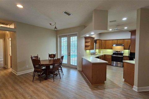 House in Winter Haven, Florida 3 bedrooms, 231.42 sq.m. № 1900216 - photo 19