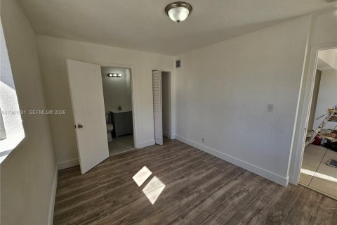 Купить виллу или дом в Холливуд, Флорида 3 спальни, 111.48м2, № 1998790 - фото 9