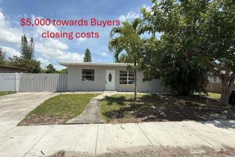 Дом в Холливуд, Флорида 3 спальни, 111.48м2 № 1998790