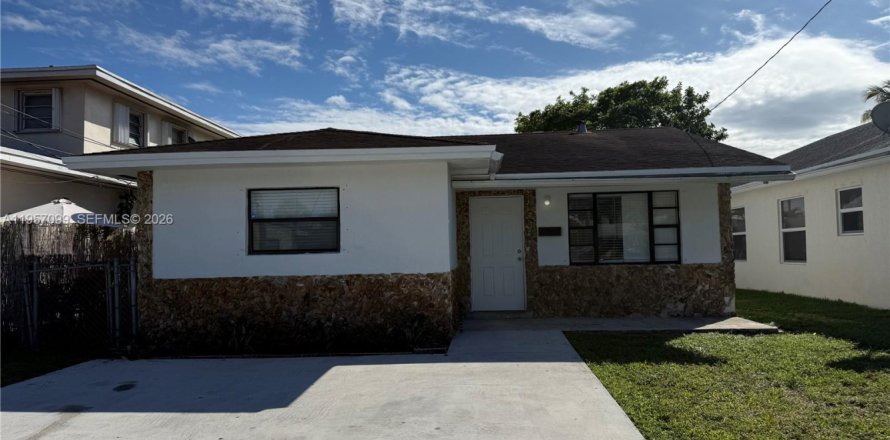 Villa ou maison à Hallandale Beach, Floride 3 chambres, 73.86 m2 № 2019763