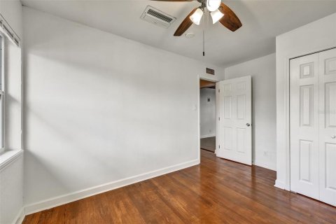 Casa en venta en Tampa, Florida, 4 dormitorios, 146.6 m2 № 1873595 - foto 17