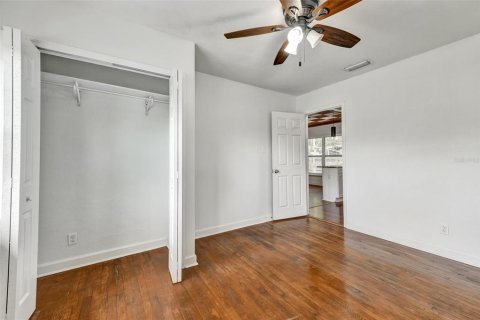 Casa en venta en Tampa, Florida, 4 dormitorios, 146.6 m2 № 1873595 - foto 19