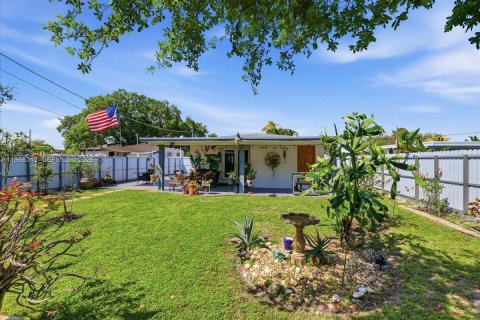 Купить виллу или дом в Майами, Флорида 3 спальни, 132.85м2, № 2051790 - фото 10