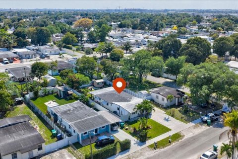 Купить виллу или дом в Майами, Флорида 3 спальни, 132.85м2, № 2051790 - фото 17