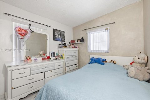 Купить виллу или дом в Майами, Флорида 3 спальни, 132.85м2, № 2051790 - фото 3