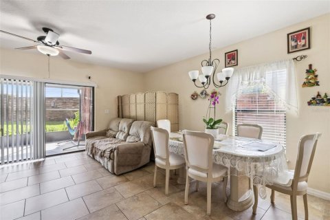 Touwnhouse à vendre à Longwood, Floride: 3 chambres, 127.18 m2 № 2398451 - photo 6