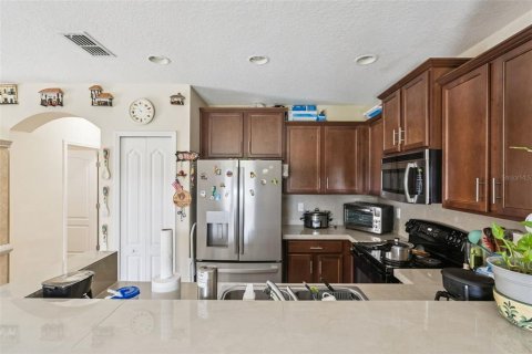 Touwnhouse à vendre à Longwood, Floride: 3 chambres, 127.18 m2 № 2398451 - photo 10