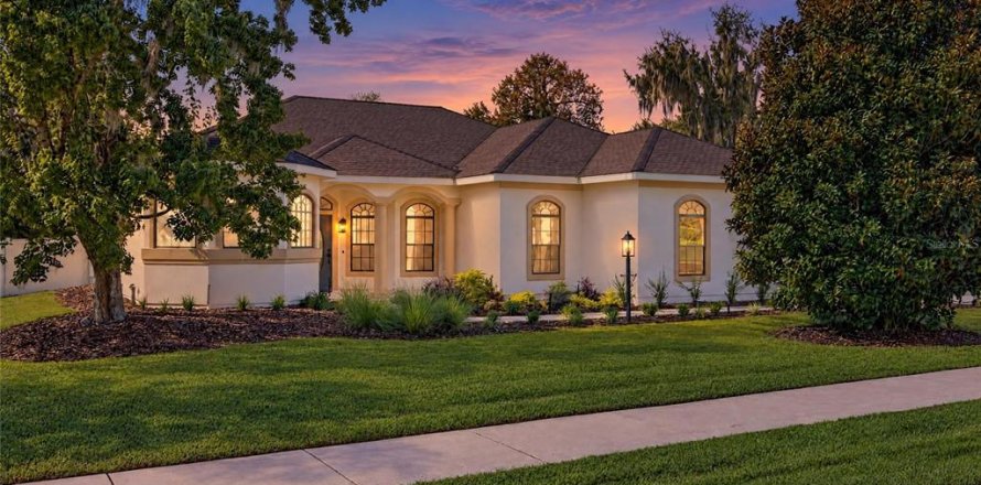 Casa en Ocala, Florida 3 dormitorios, 191.94 m2 № 2419085