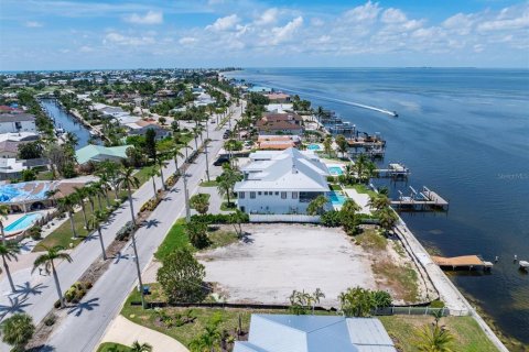 Land in Holmes Beach, Florida № 1918586 - photo 4