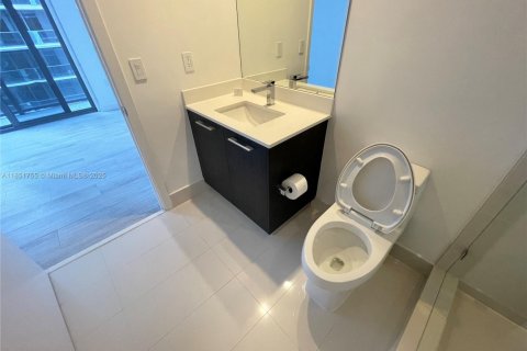 Condo in Miami, Florida, 2 bedrooms  № 1871508 - photo 29