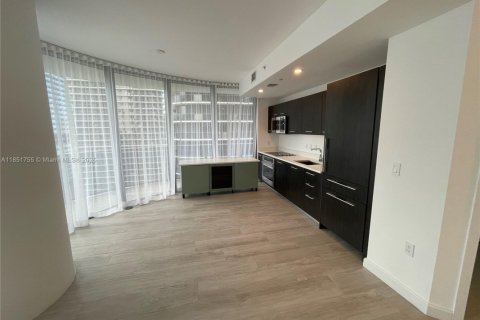 Condo in Miami, Florida, 2 bedrooms  № 1871508 - photo 10