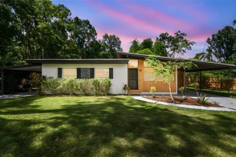 House in Plant City, Florida 4 bedrooms, 166.3 sq.m. № 1804631 - photo 2