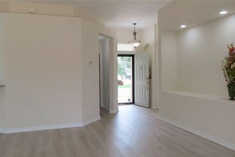 Villa ou maison à vendre à Bradenton, Floride: 2 chambres, 124.95 m2 № 2412689 - photo 2