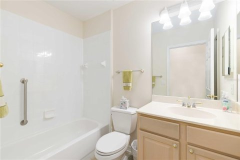 Villa ou maison à vendre à Bradenton, Floride: 2 chambres, 124.95 m2 № 2412689 - photo 26