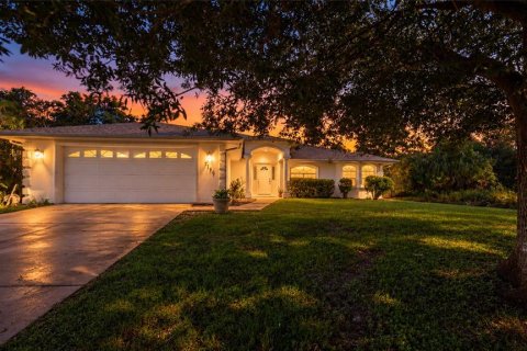 Casa en North Port, Florida 3 dormitorios, 145.3 m2 № 2386083