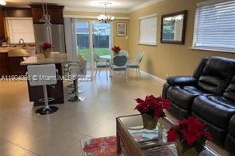 Casa en venta en West Palm Beach, Florida, 3 dormitorios, 106.65 m2 № 1967079 - foto 13