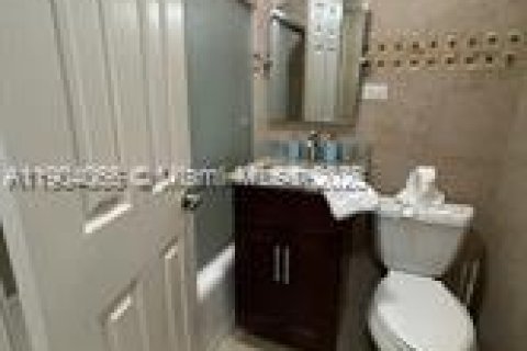 Casa en venta en West Palm Beach, Florida, 3 dormitorios, 106.65 m2 № 1967079 - foto 30