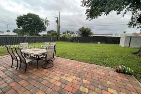 Casa en venta en West Palm Beach, Florida, 3 dormitorios, 106.65 m2 № 1967079 - foto 3