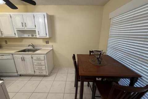 Condominio en alquiler en Boca Raton, Florida, 1 dormitorio, 84.36 m2 № 2146289 - foto 8