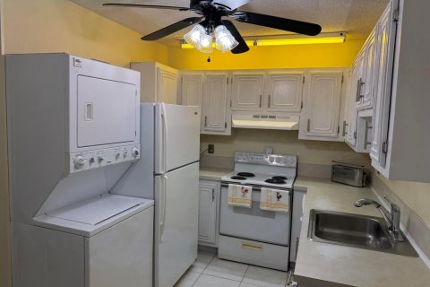 Condominio en alquiler en Boca Raton, Florida, 1 dormitorio, 84.36 m2 № 2146289 - foto 7