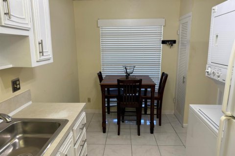 Condominio en alquiler en Boca Raton, Florida, 1 dormitorio, 84.36 m2 № 2146289 - foto 5