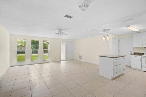 House in Venice, Florida 2 bedrooms, 102.94 sq.m. № 1907513 - photo 9