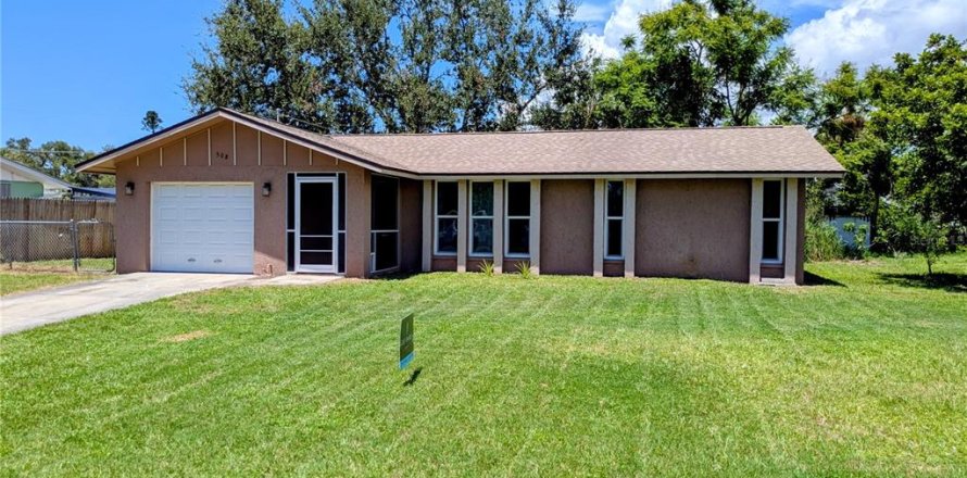 House in Venice, Florida 2 bedrooms, 102.94 sq.m. № 1907513