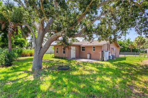 House in Venice, Florida 2 bedrooms, 102.94 sq.m. № 1907513 - photo 23