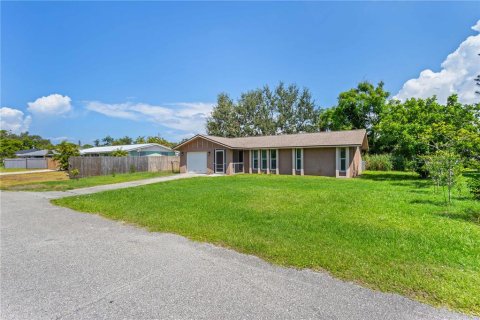 House in Venice, Florida 2 bedrooms, 102.94 sq.m. № 1907513 - photo 20