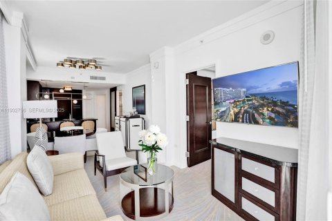 Купить кондоминиум в Майами-Бич, Флорида 1 спальня, 87.33м2, № 1991661 - фото 12